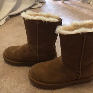 Girls ugg boots